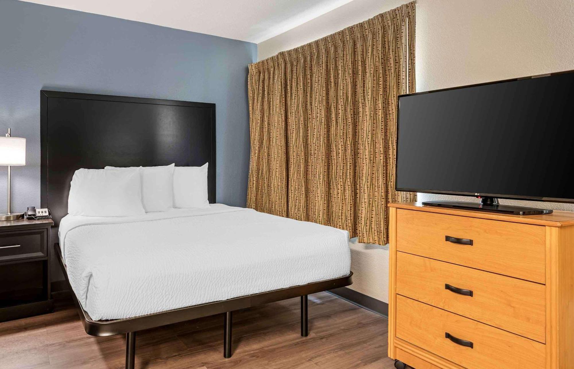 Extended Stay America Suites - Cincinnati - Blue Ash - Reed Hartman Exterior photo