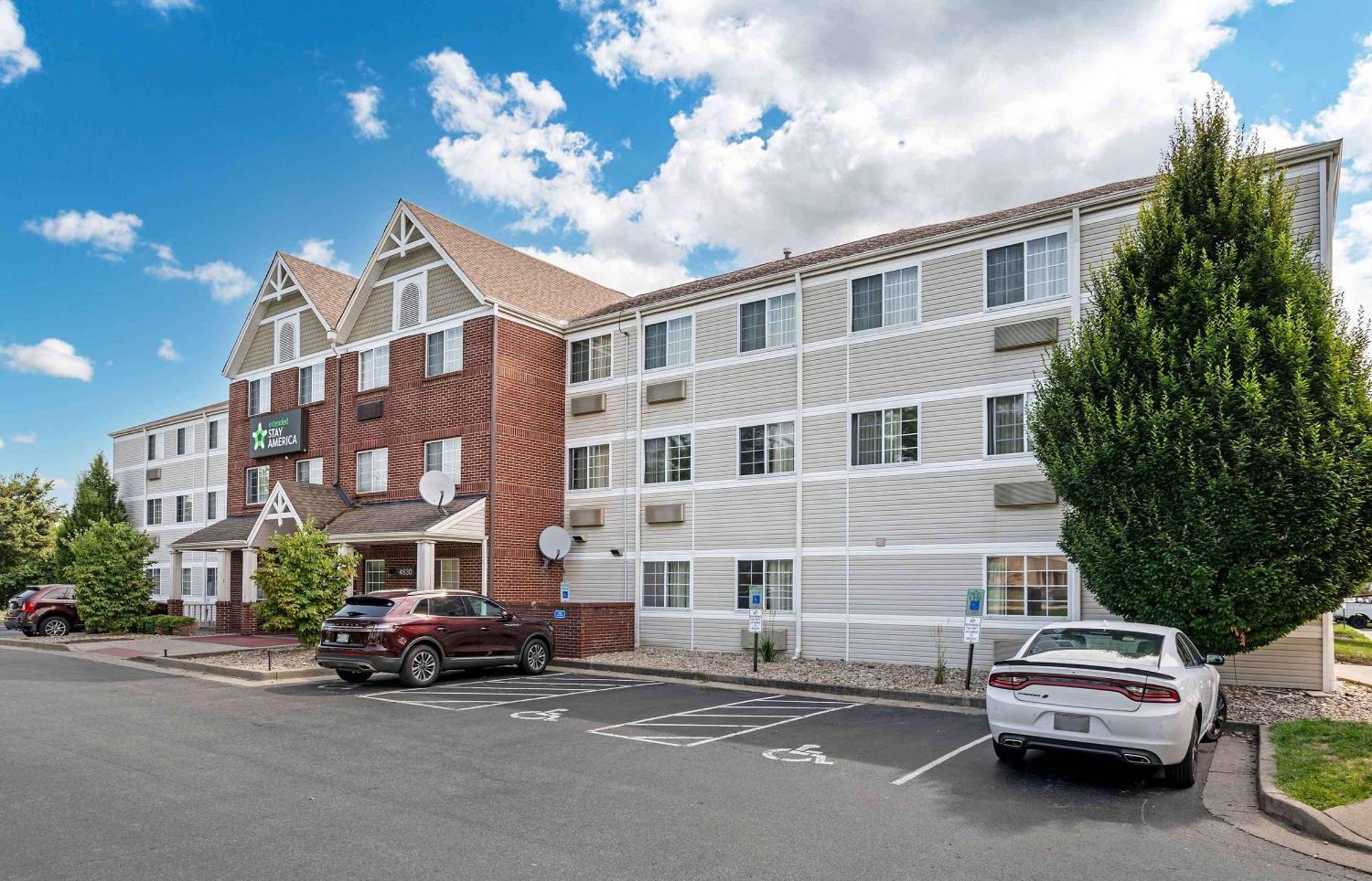 Extended Stay America Suites - Cincinnati - Blue Ash - Reed Hartman Exterior photo